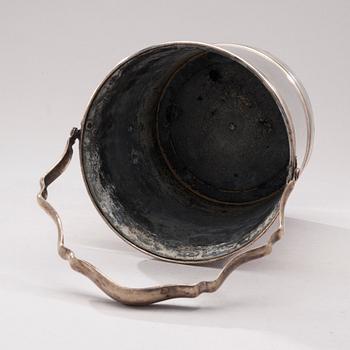 ISHINK / VINKYLARE, försilvrad koppar, troligen Sheffield, England 1800-talets första hälft.