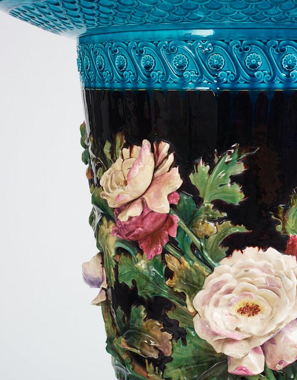 A massive majolica jardinere, late 19th century, possibly by the Sergei Poskochin manufactory,  Morje, St Petersburg.