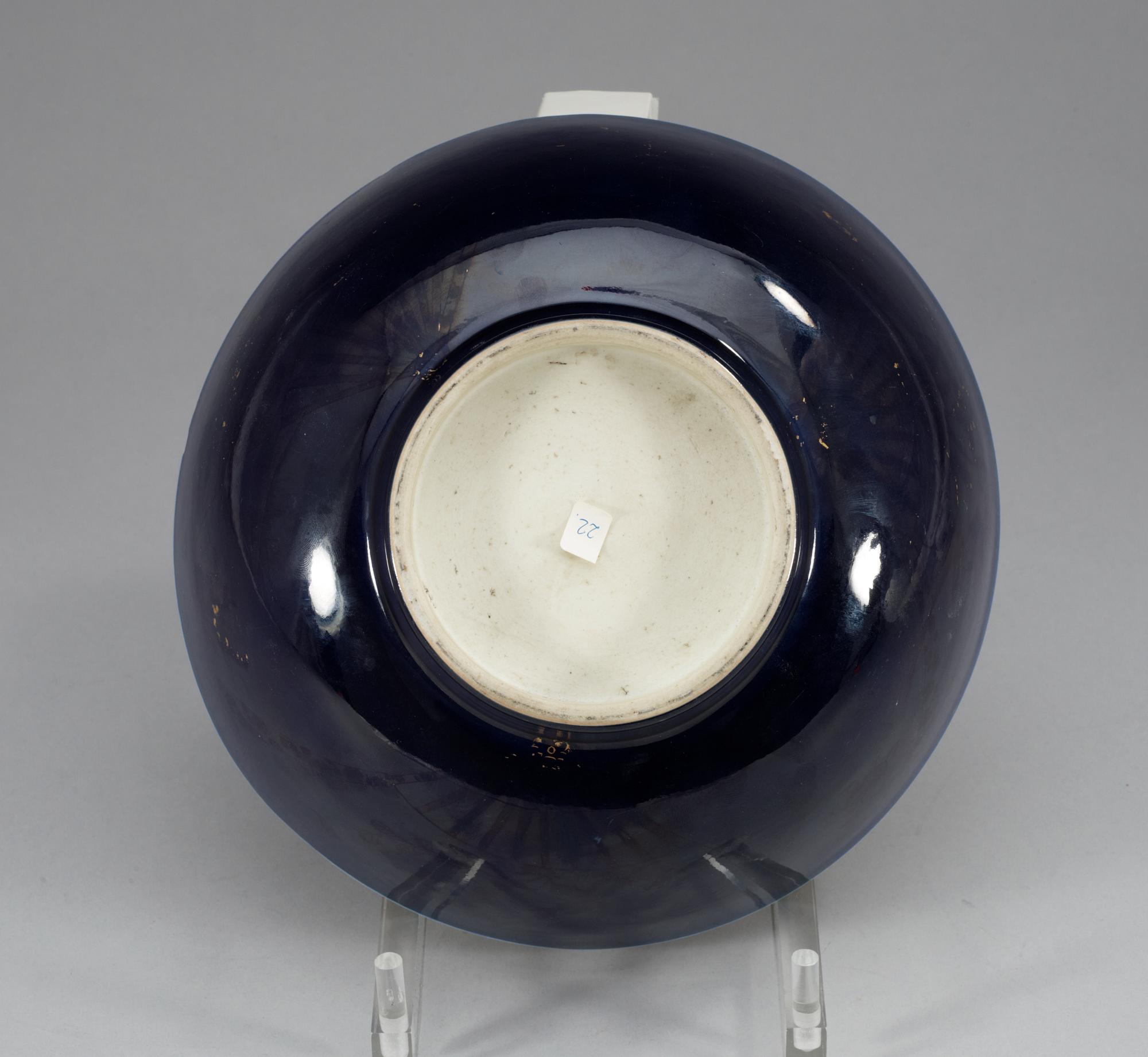 BÅLSKÅL, porslin. Qing dynastin, Qianlong (1736-95).