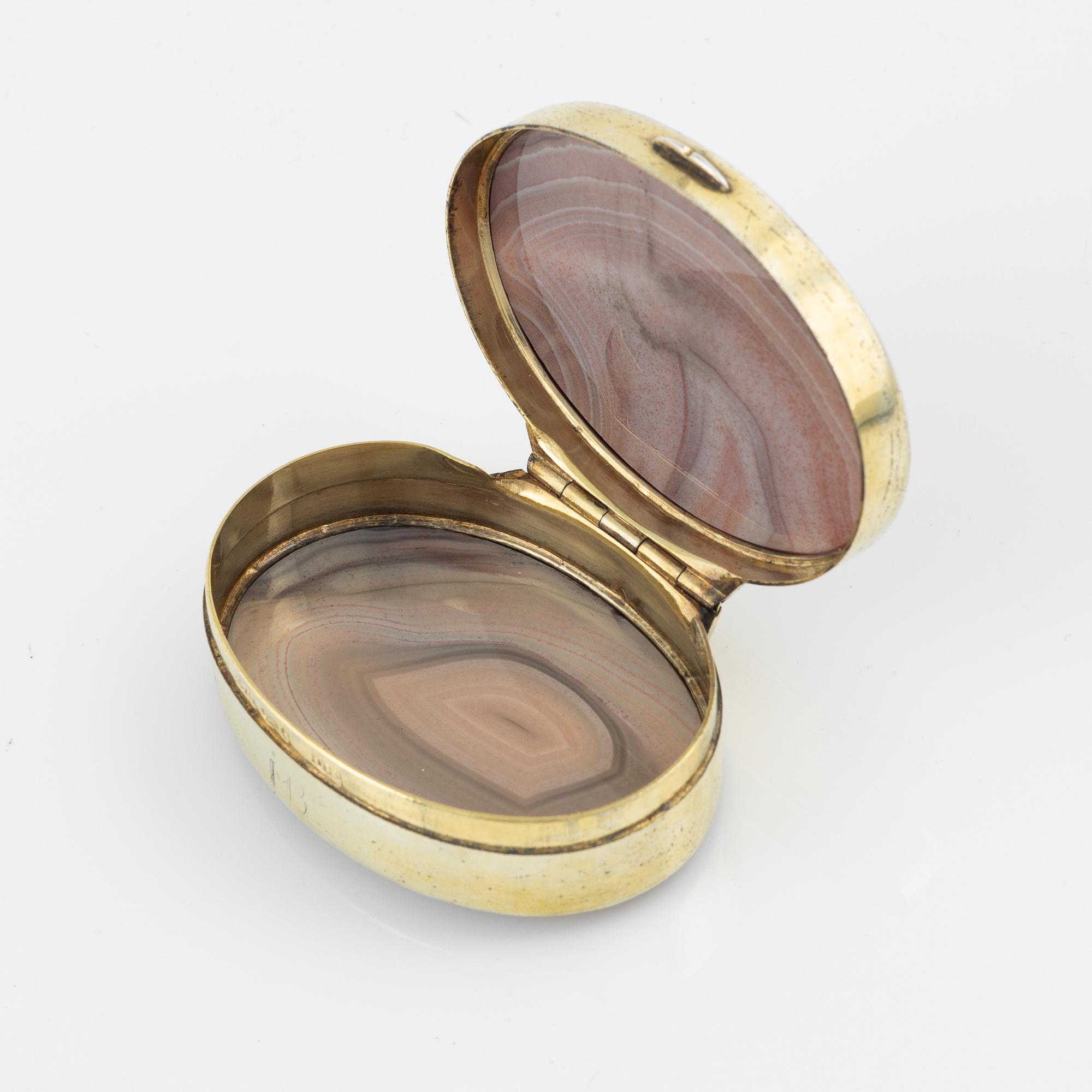 Carl Herdin, dosa, förgyllt silver och agat, Falun 1842.