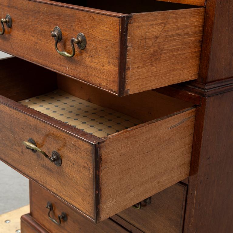 A mahogany 'Tallboy' chest of drawers.