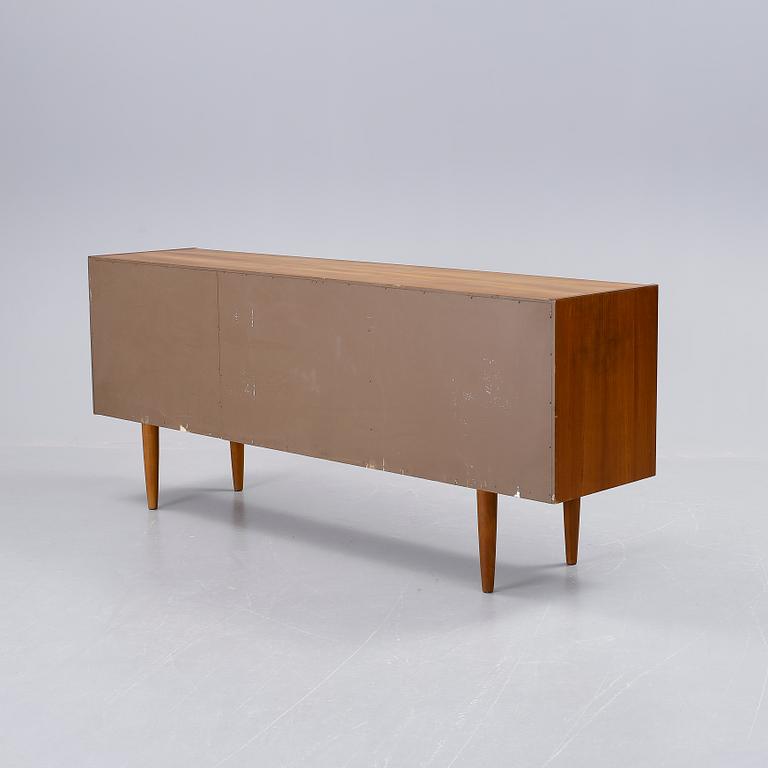 SIDEBOARD, "Trento", Nils Jonsson, Troeds, 1900-talets andra hälft.