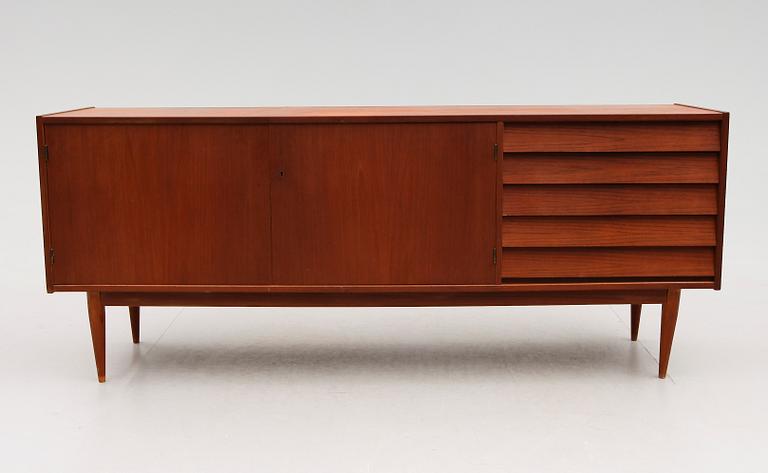 SIDEBOARD, 1900-talets andra hälft.