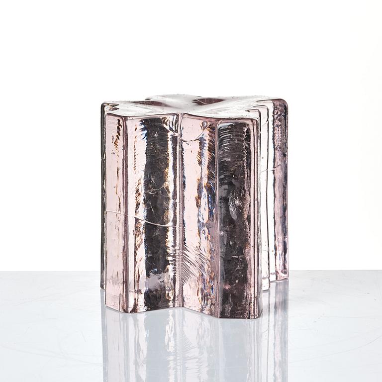 Edvin Öhrström, two cast glass sculptures, Lindshammar glassworks, one dated 1986.