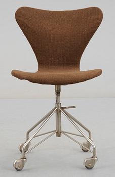 SKRIVBORDSSTOL, "Sjuan", Arne Jacobsen, Fritz Hansen, 1950/60-tal.