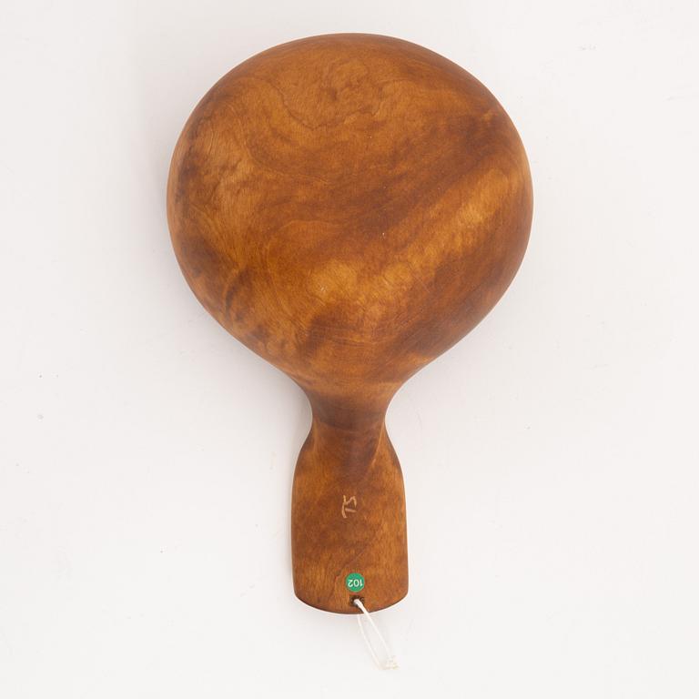 A birch cup by Thore Sunna, before 1971, signed.