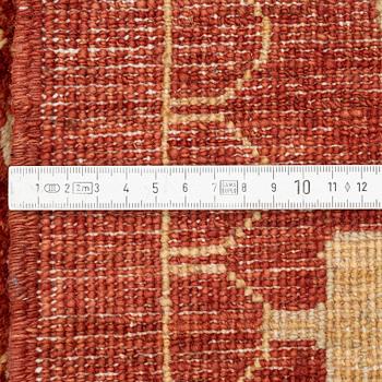 Matta, orientalisk, ca 233 x 173 cm.