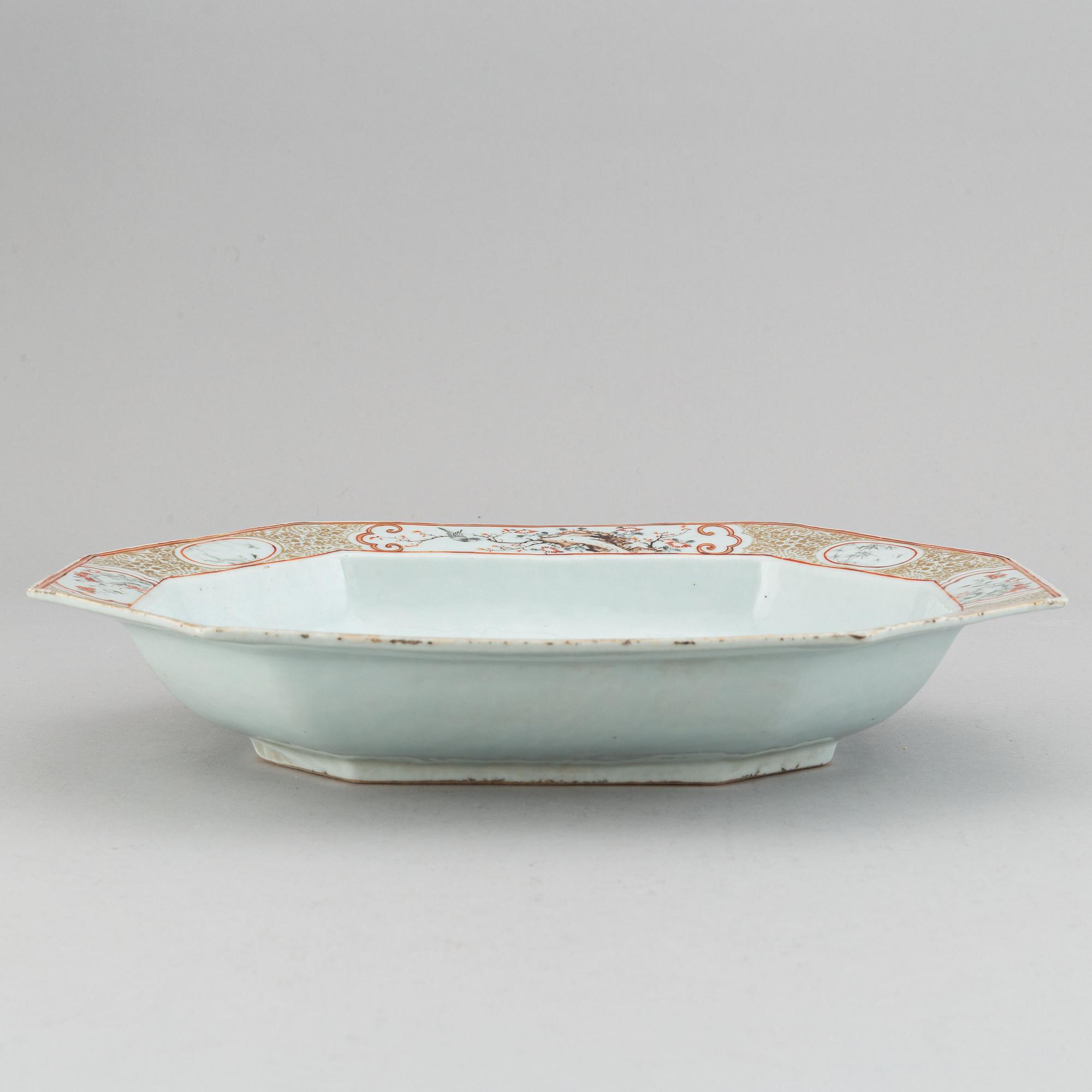 Terrinfat, kompaniporslin. Qingdynastin, Qianlong (1736-95).