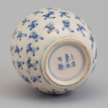 A blue and white porcelain jar, circa 1900.