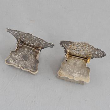 Two Russian silver salt-chairs, circa 1900.