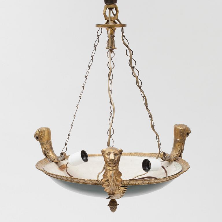 TAKAMPEL, empirestil, 1900-talets början. Höjd ca 65 cm.