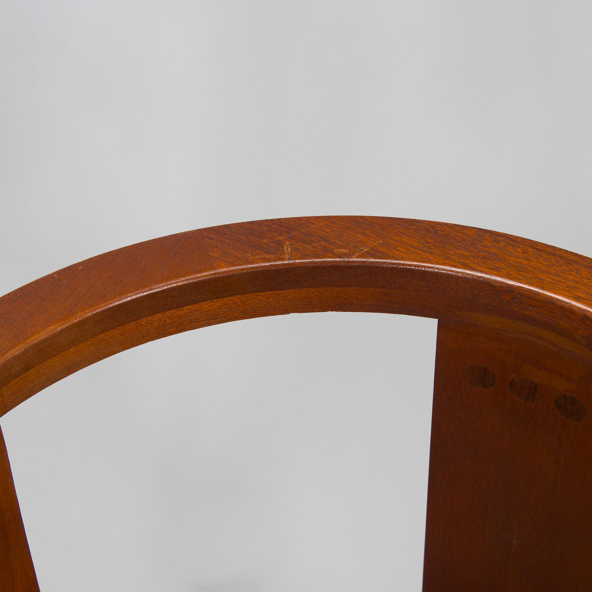 Eliel Saarinen, karmstolar, ett par, "Hannes", Adelta Oy, Finland.