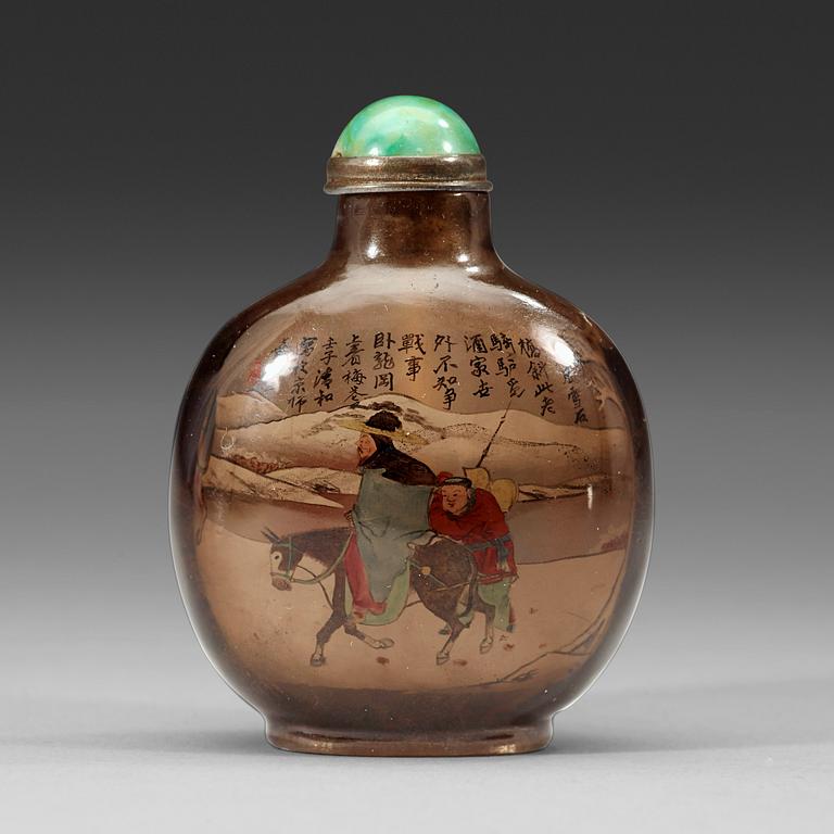 SNUSFLASKA, rökfärgat glas, insidesmålad. Signerad Ye Zhongsan, daterad renzi (1912).