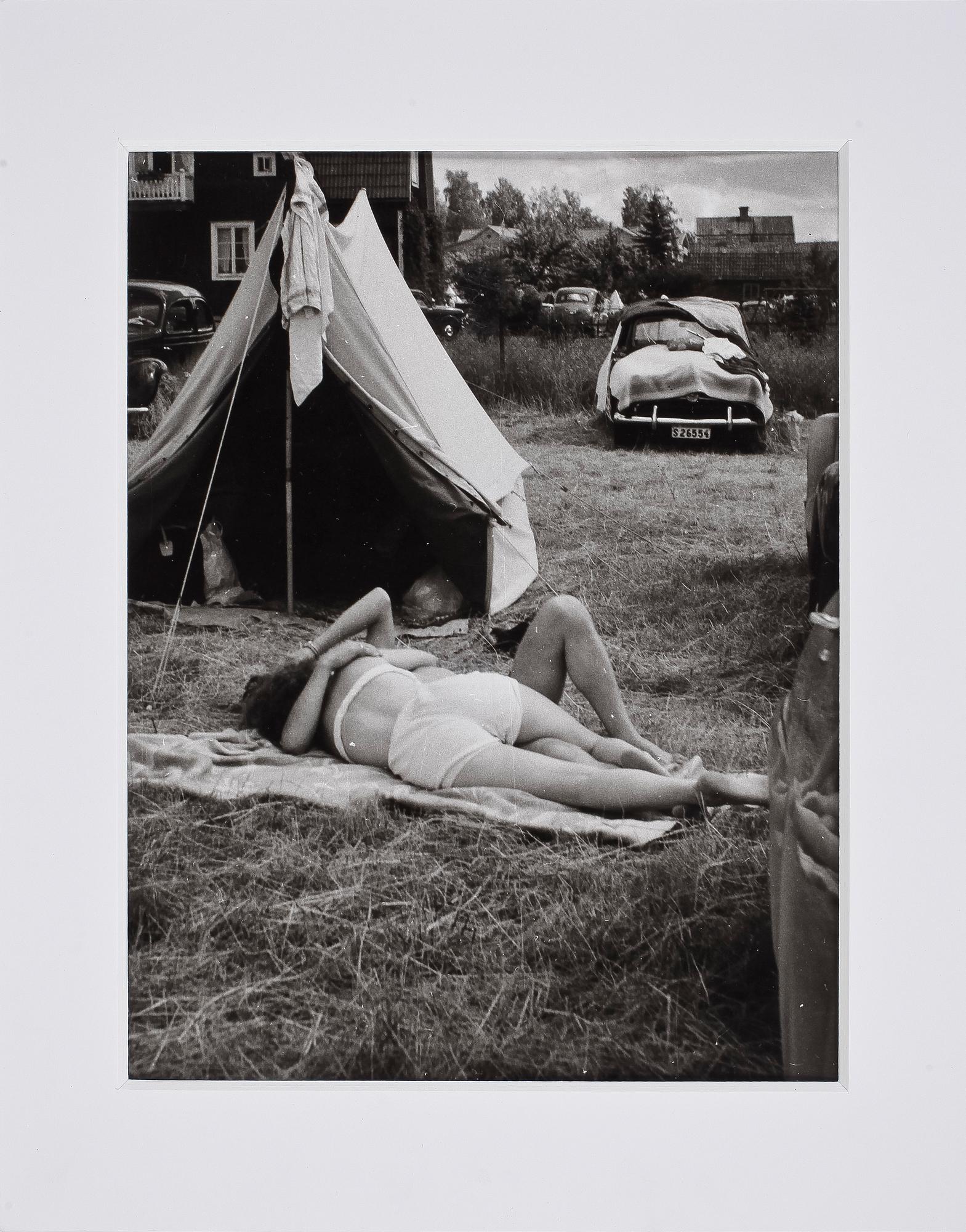 TORE JOHNSON, "Camping", silvergelatinfotografi.