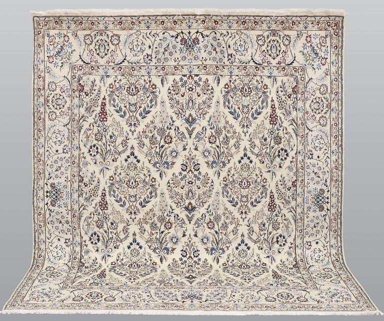 Matta, Figural Nain part silk s.k 9 LAA, ca 230 x 197 cm.