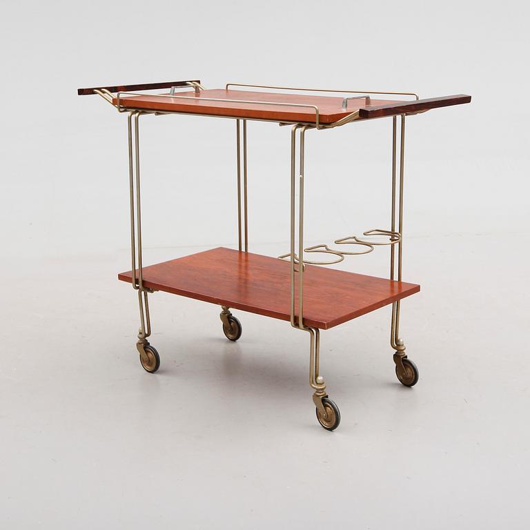 SERVERINGSVAGN, 1900-talets första hälft.