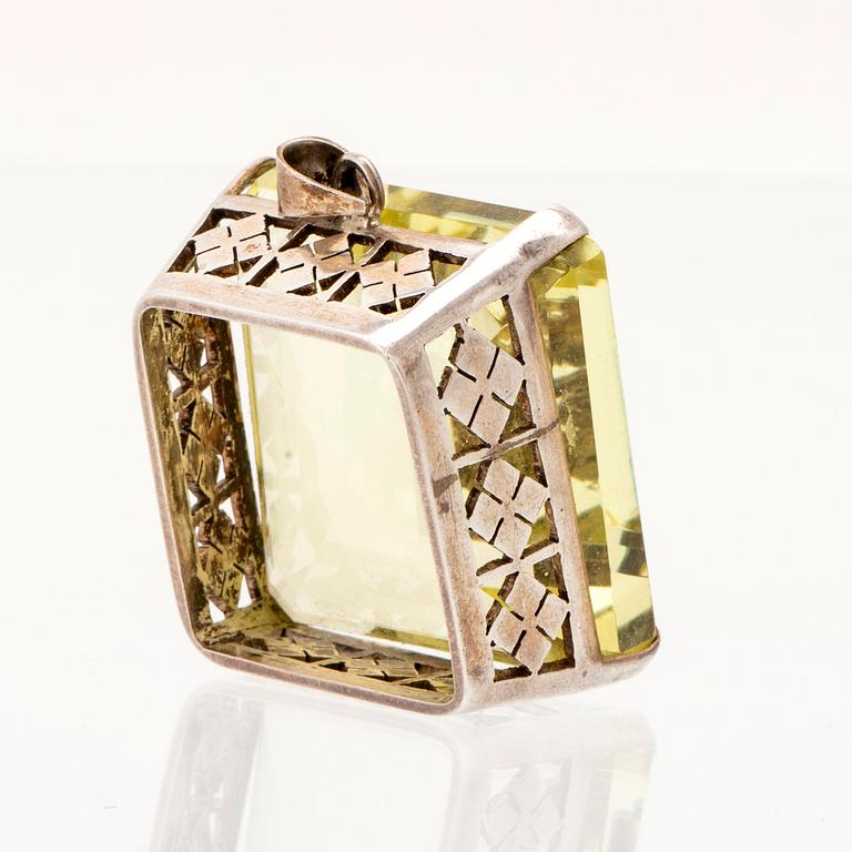 Pendant in silver with step-cut citrine, 1960s/70s.