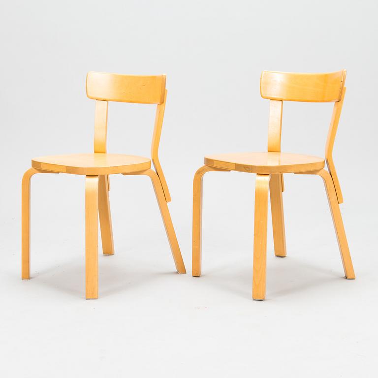 ALVAR AALTO, A table 82A and 6 chairs 69, Artek, latter half of the 20th century.