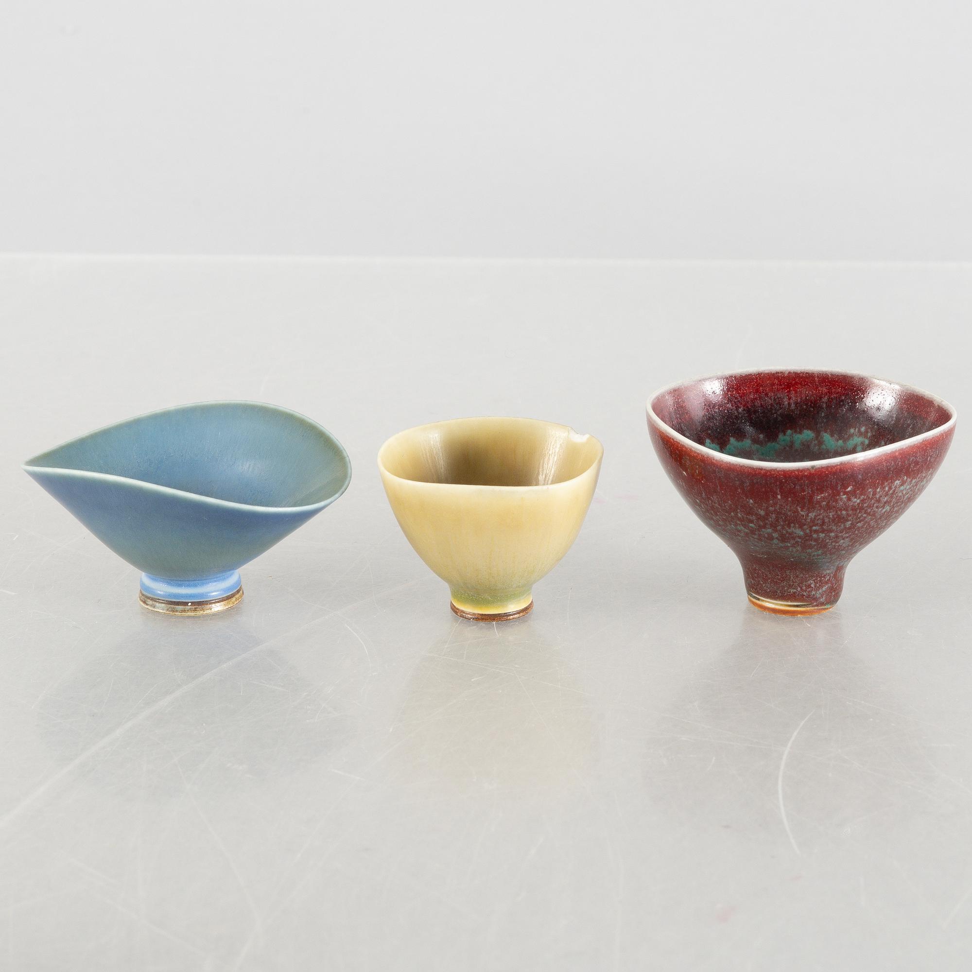 Berndt Friberg, a set of four stoneware miniature vases and three bowls, Gustavsberg Studio.