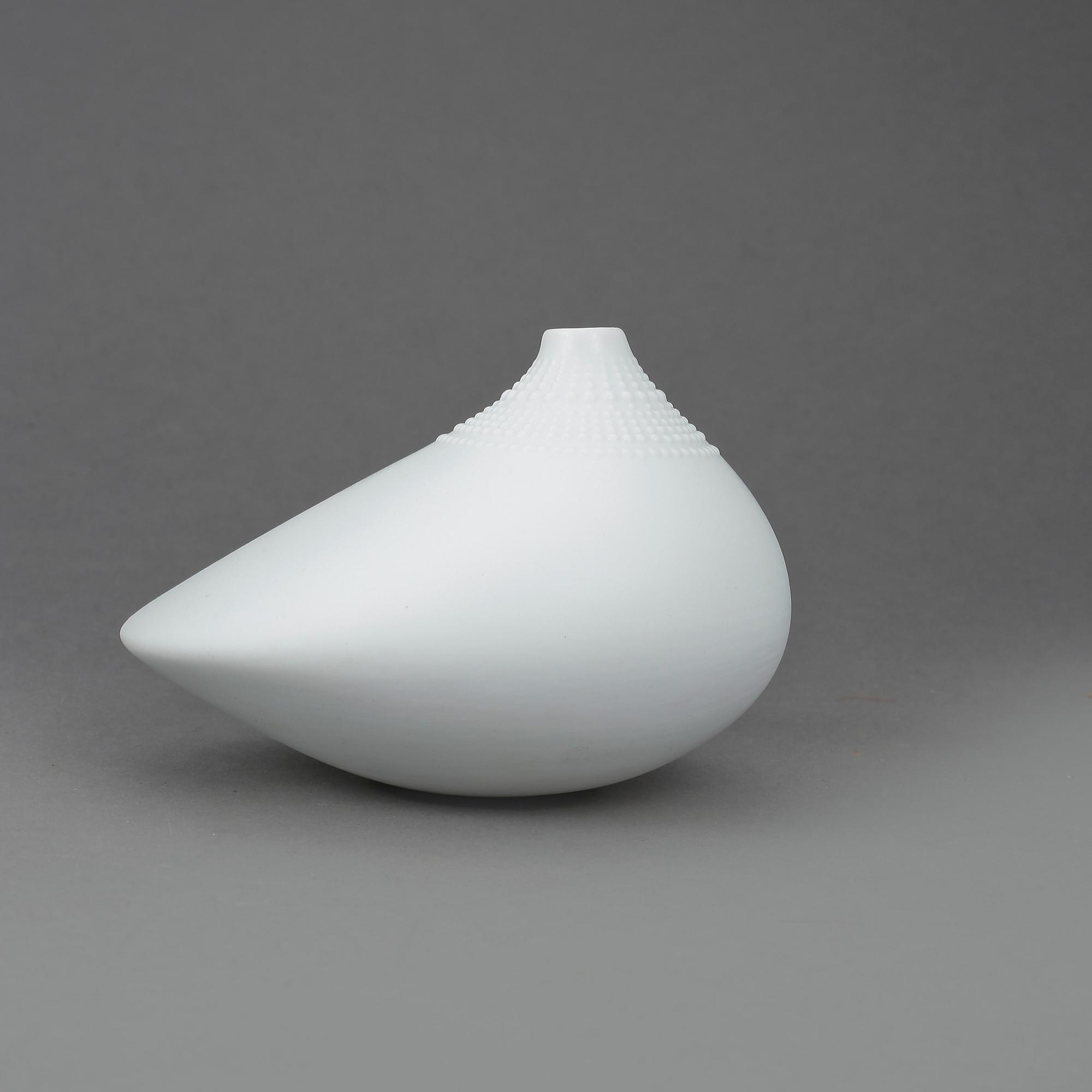 VAS, porslin "Pollo", design Tapio Wirkkala, Studio-Line Rosenthal.