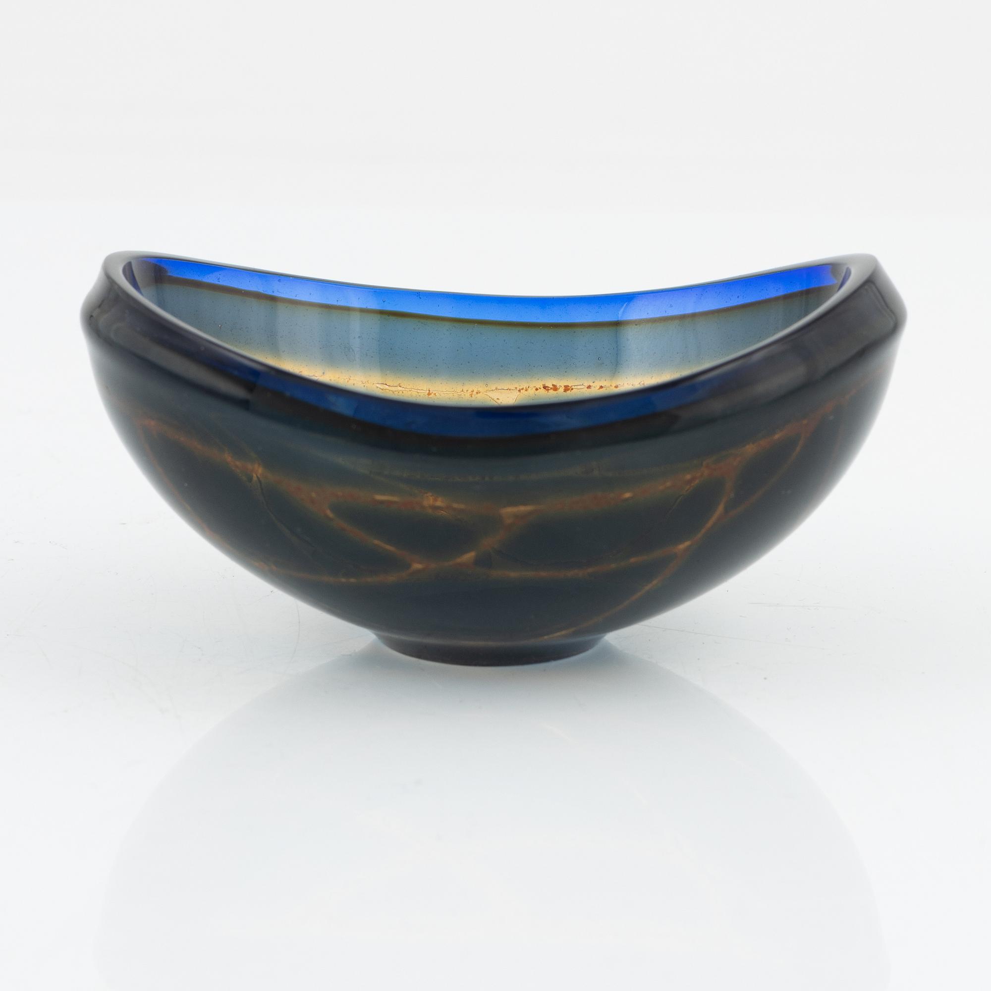 Sven Palmqvist, a 'Ravenna' glass bowl, Orrefors.