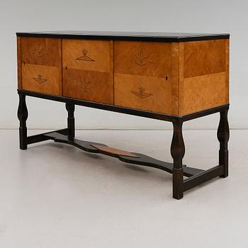 SIDEBOARD, Carl Malmsten, "Haga", Nordiska Kompaniet ca 1930.