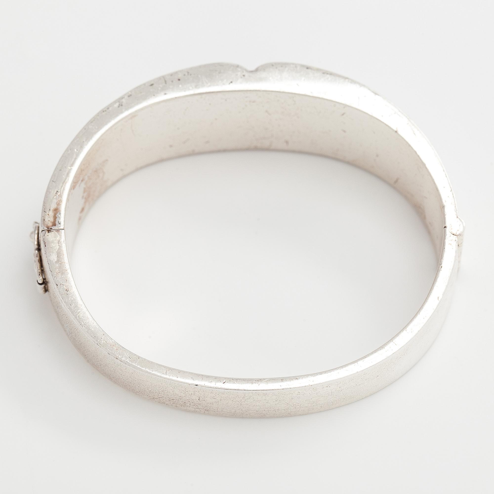 Björn Weckström, bracelet, “Astaire”, silver, grey granite, Lapponia 1987.