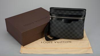 CROSSBODY, "Thomas", Louis Vuitton.