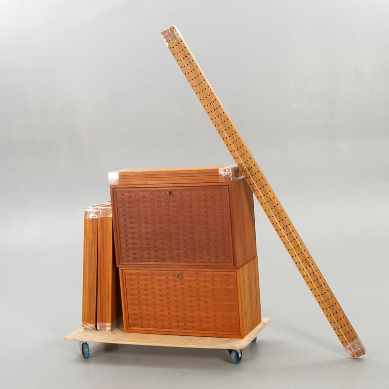 A 1960s Poul Cadovius, "Royal System" teak bookshelf.