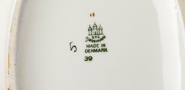 MATSERVIS, porslin, 36 delar, "Sachsisk blomst", Bing & Gröndahl, 1900-talets mitt.