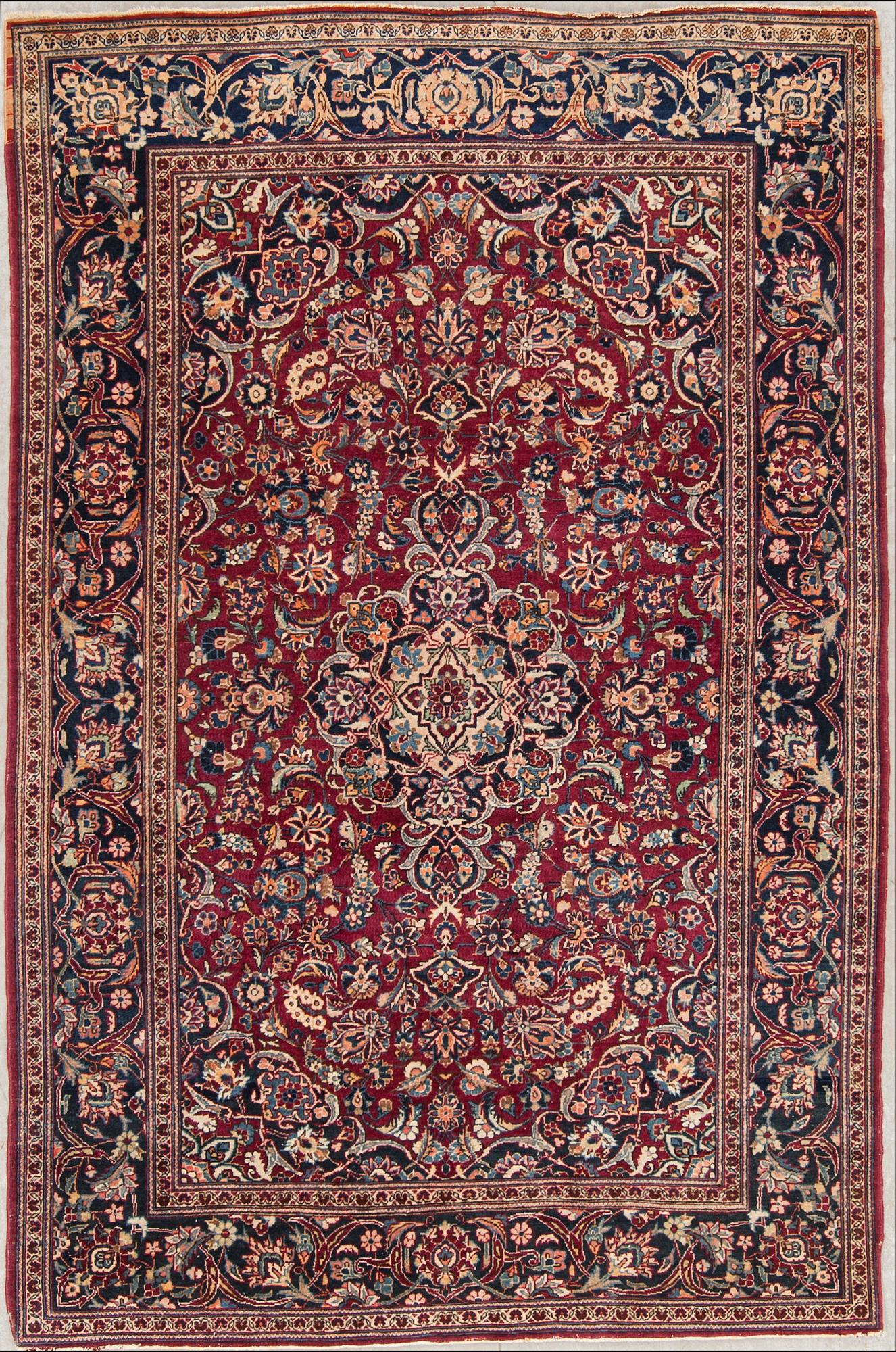 MATTA, semiantik/old, Keshan, ca 205 x 135 cm.