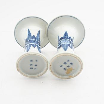 Vaser 1 par, Kina, sen Qing-dynastin porslin.