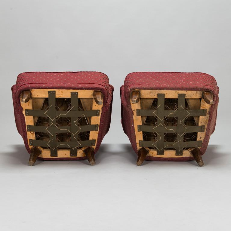 Ilmari Lappalainen, a pair of mid-20th-century 'Laila' armchairs for Asko, Finland.