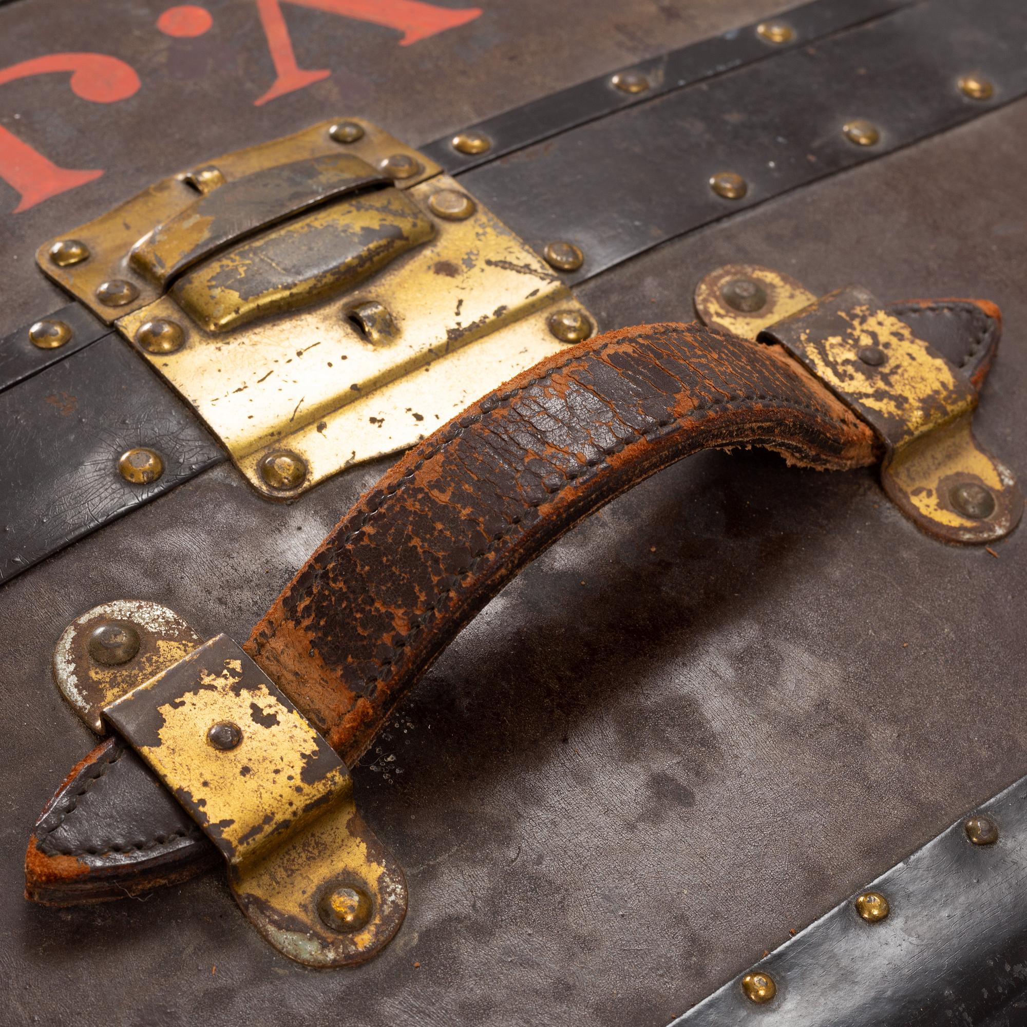 Eight parts memorabilia from the Swedish American Line.