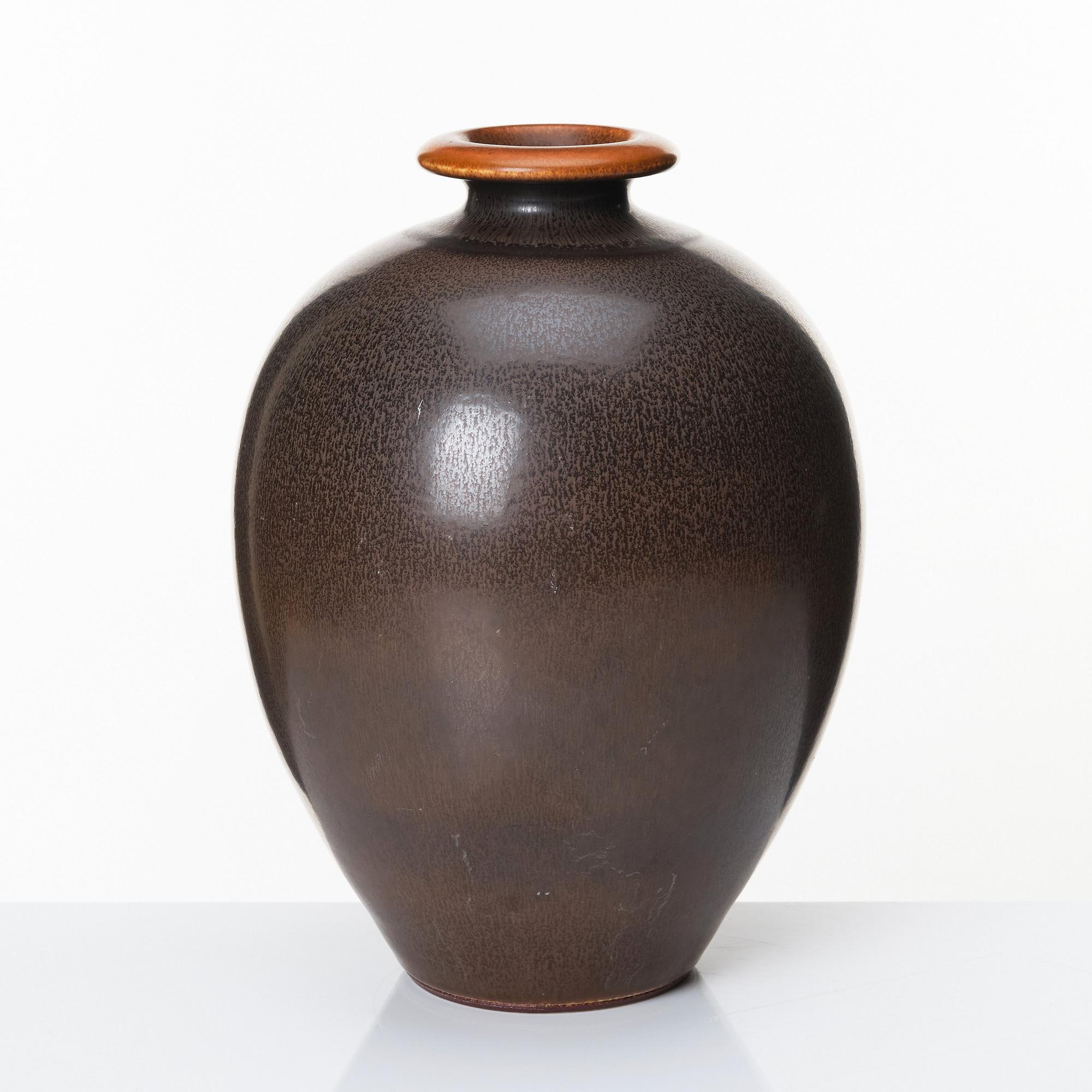 Berndt Friberg, a stoneware vase, Gustavsberg studio, Sweden 1964.