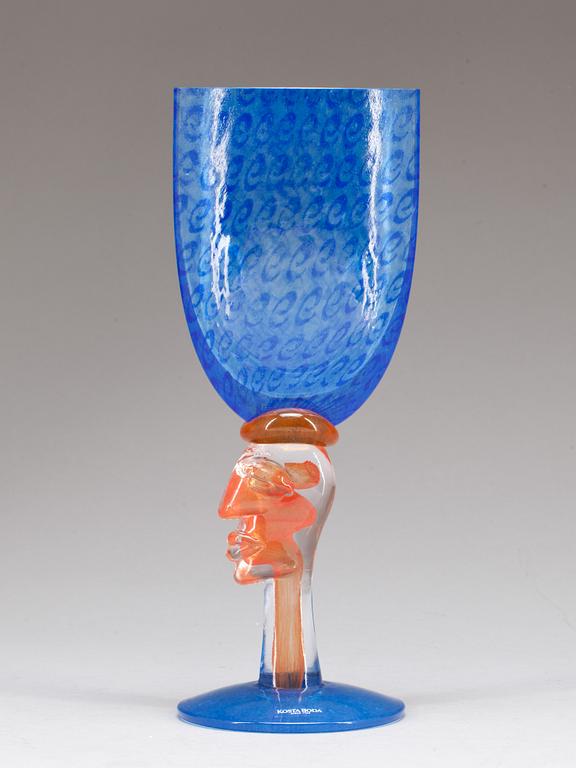 POKAL, glas, Kjell Engman, Kosta Boda, sign o numr 962002-300.