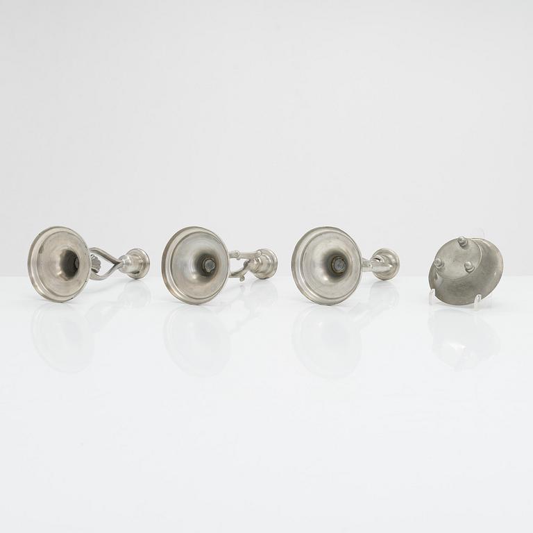 Paavo Tynell, ljusstakar, ett par modell 8025, ljusstake 8022, och skål, Taito, 1920/30-tal.