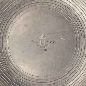 Sylvia Stave, a pewter vase, for CG Hallberg, Stockholm 1932.