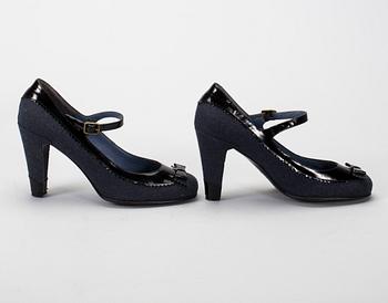 SKOR, "Marc" by Marc Jacobs.