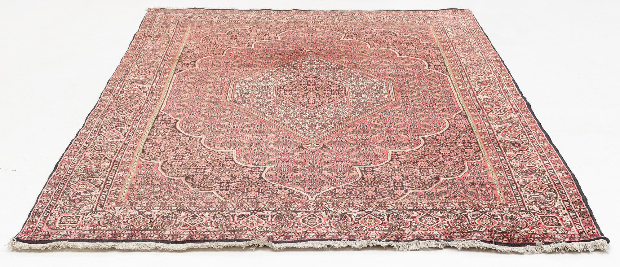 Matta, orientalisk, ca 293 x 196 cm.
