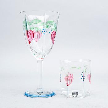 Eva Englund, "Maja", 21 delar, Orrefors.