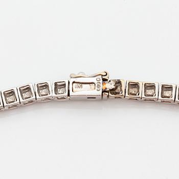 Collier rivière 18K vitguld runda briljantslipade diamanter.