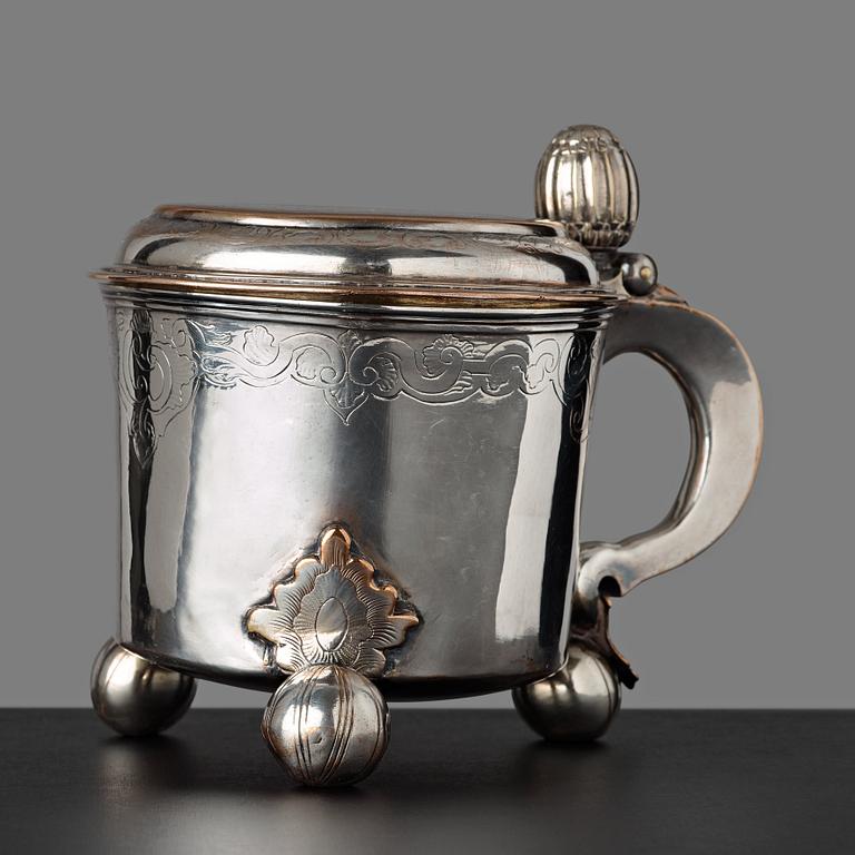 A Swedish late Baroque 18th century tankard.