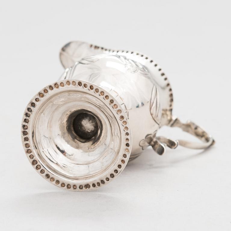 Gräddsnäcka, sterlingsilver, London 1779.