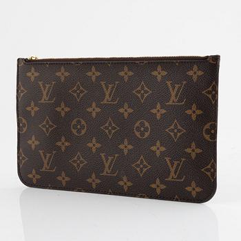 Louis Vuitton, a 'Pochette Never Full', 2015.