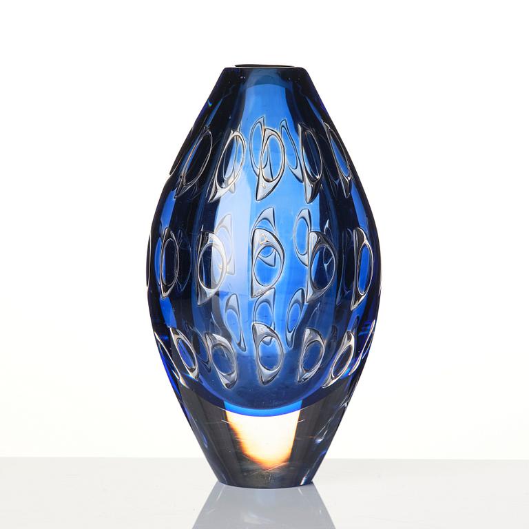 Ingeborg Lundin, a vase, Ariel, Orrefors, 1961.