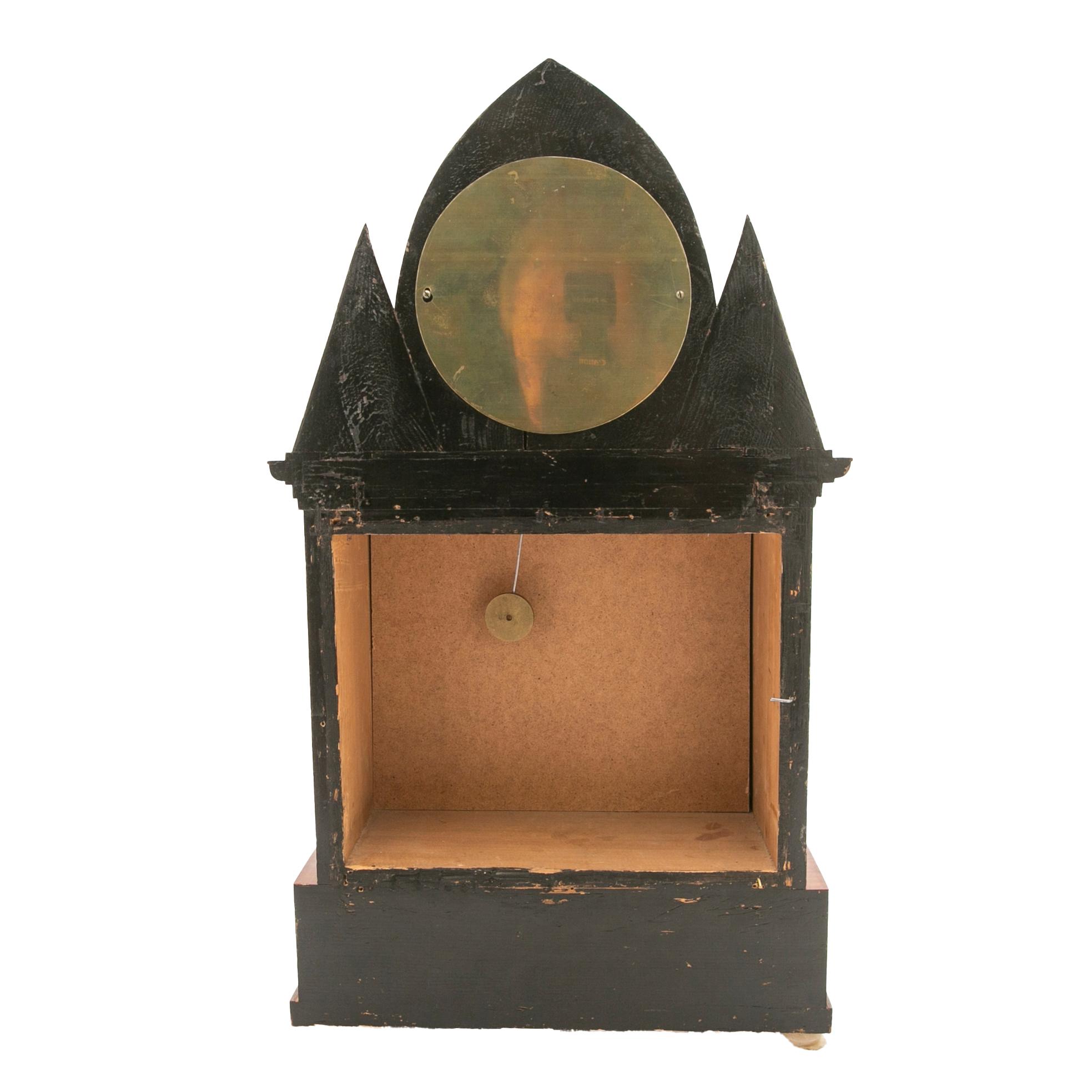 Table clock, 20th century.