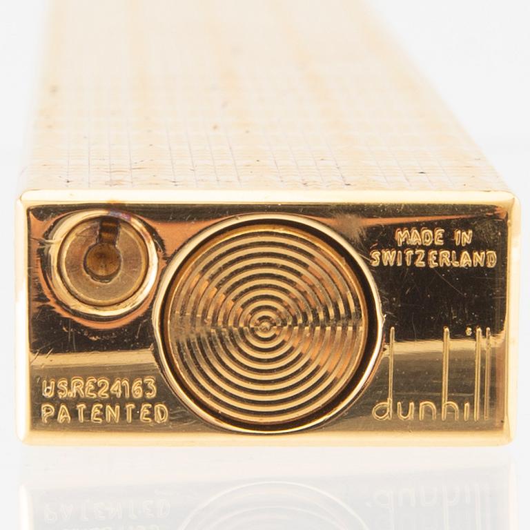 Dunhill lighter, late 20th century, England.