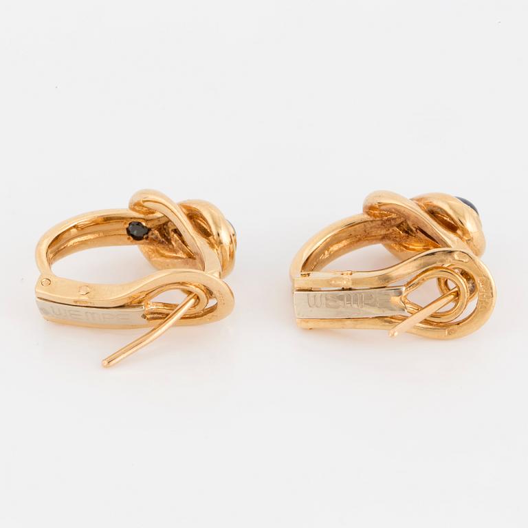 WEMPE, Earrings with sapphires.