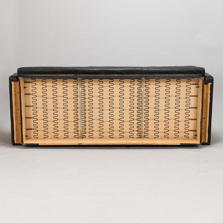 Ben af Schultén, a 1970's  B590, 'Big Ben' sofa for Artek.